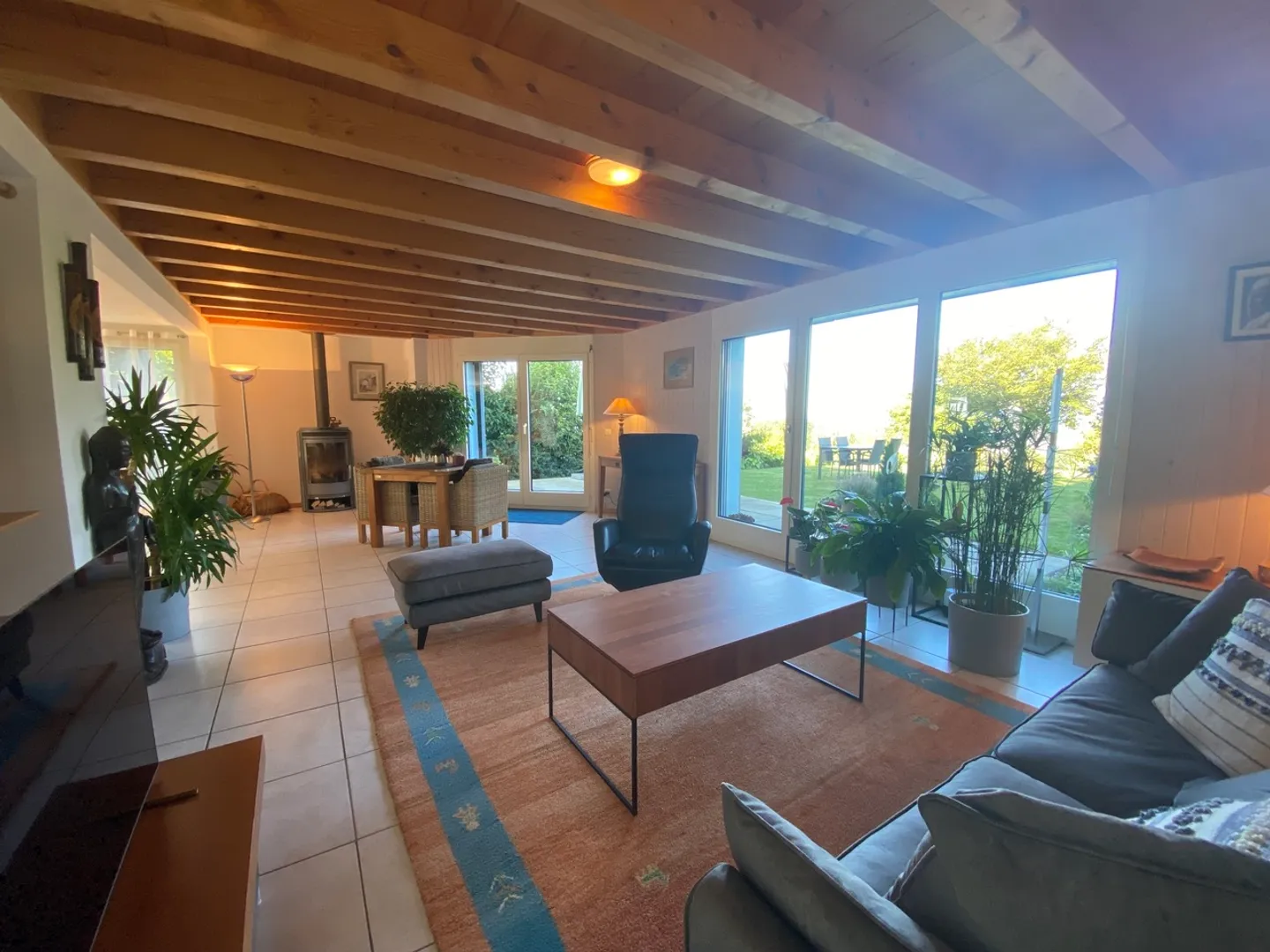 Charming villa with 6.5 rooms and breathtaking views - Photo 9 of 19
