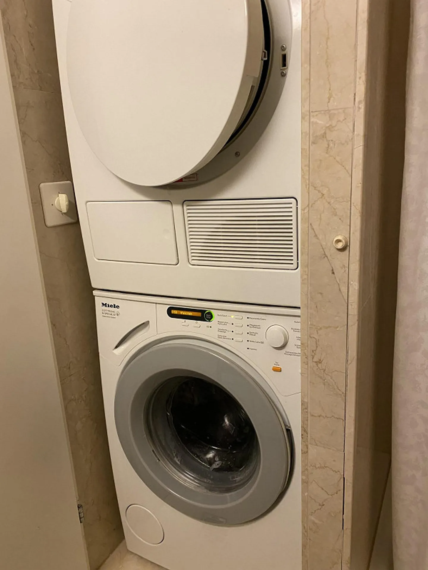 Appartement 4.5 pièces avec double garage - Photo 6 sur 8