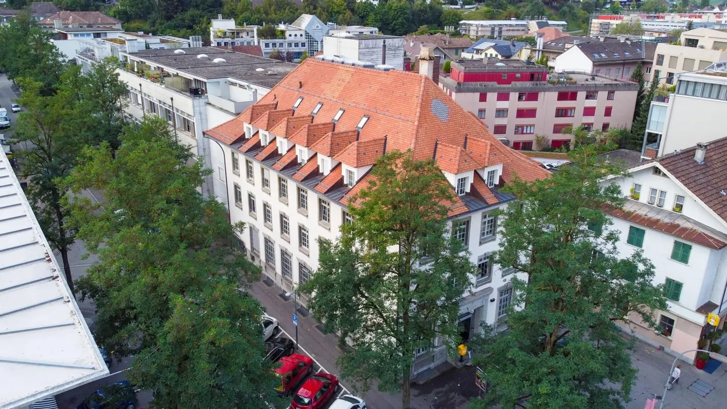 Uffici attraenti nel cuore di Burgdorf cercano nuovi dipendenti - Foto 4 di 6