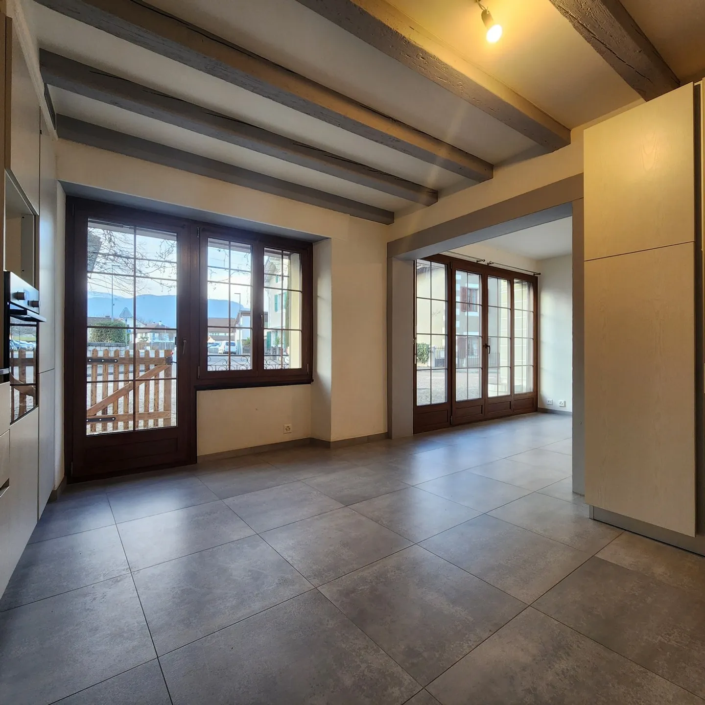 Wohnung mit 3.5 Zimmern im Erdgeschoss komplett renoviert - Foto 5 von 10