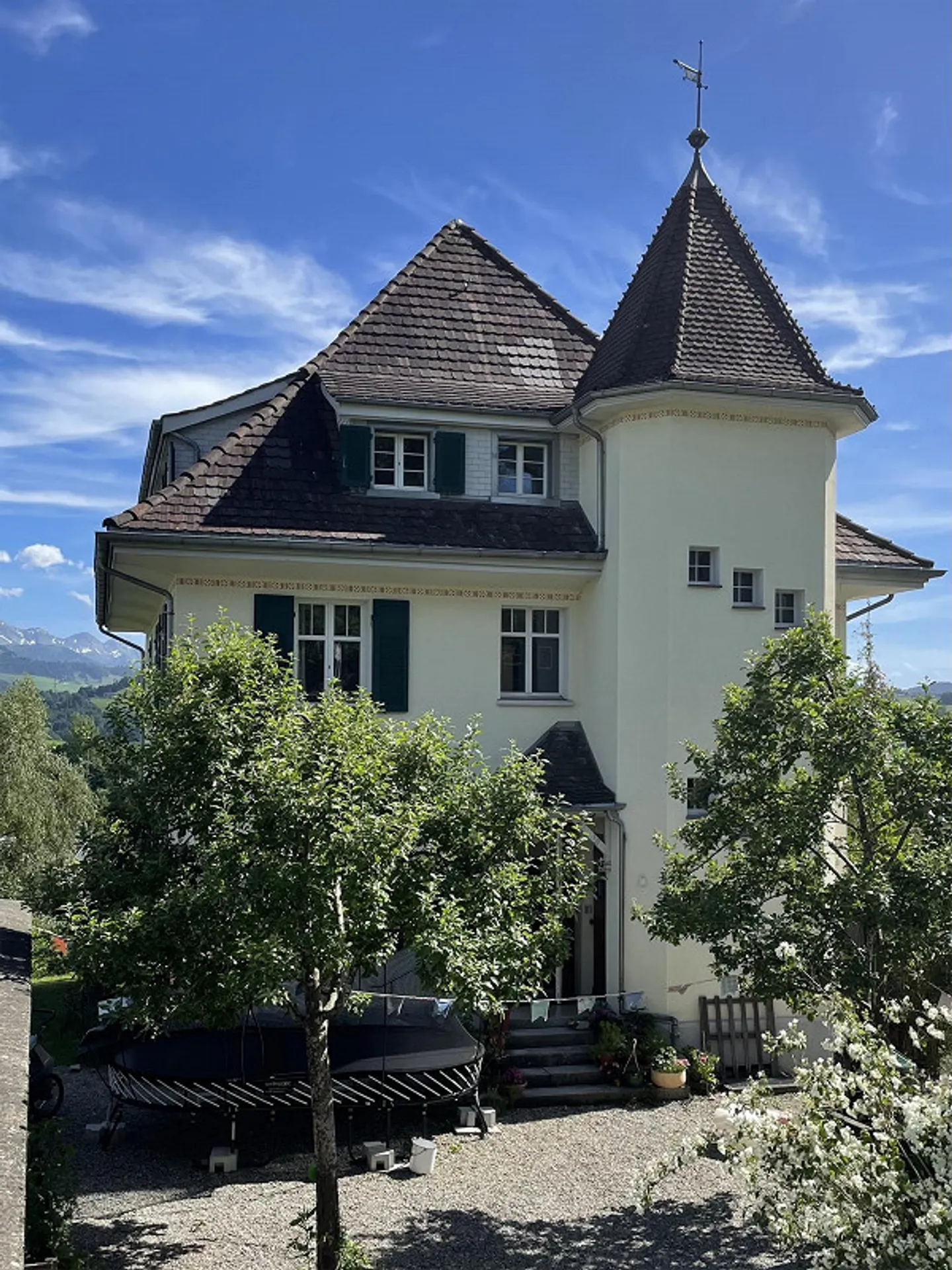 Charmante appartement de toit 4 pièces avec vue sur le Säntis et ambiance familiale - Photo 1 sur 9