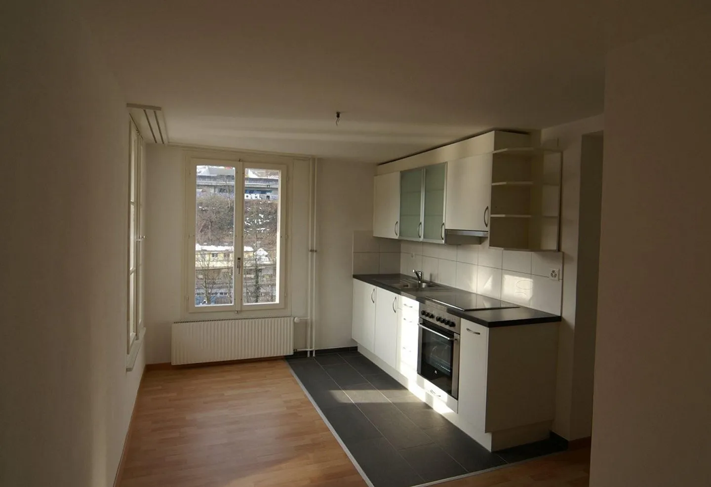 Appartement lumineux directement sur l'Aare - Photo 2 sur 6