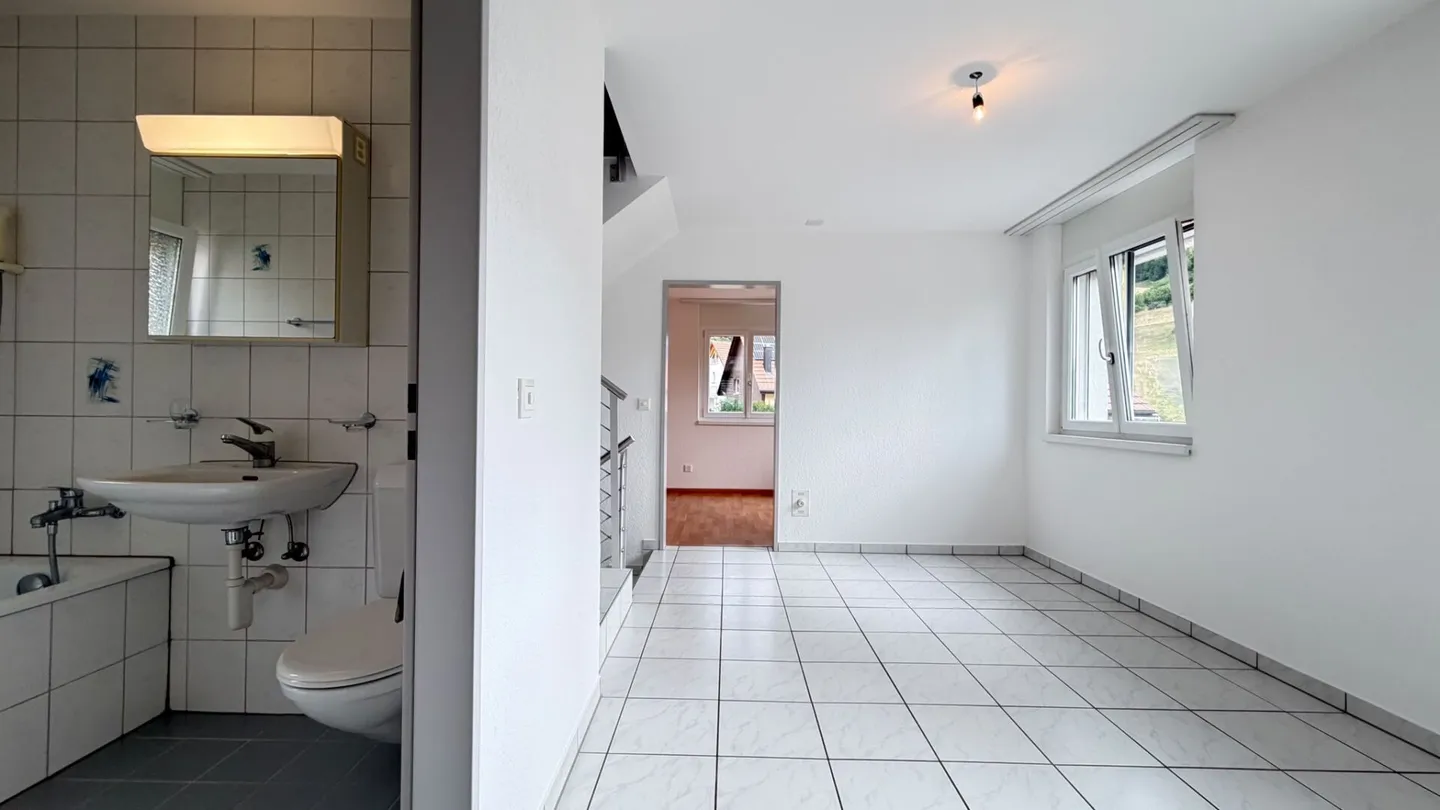 Spacious 5.5-room house with garage, 4 outdoor parking spaces and roof terrace - Photo 10 of 22