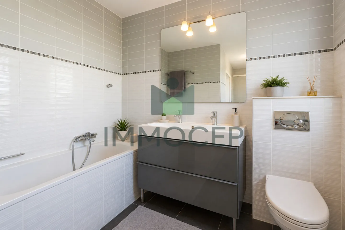 Villa indipendente con 5 ampie camere da letto e grande terreno a Founex - Foto 13 di 13