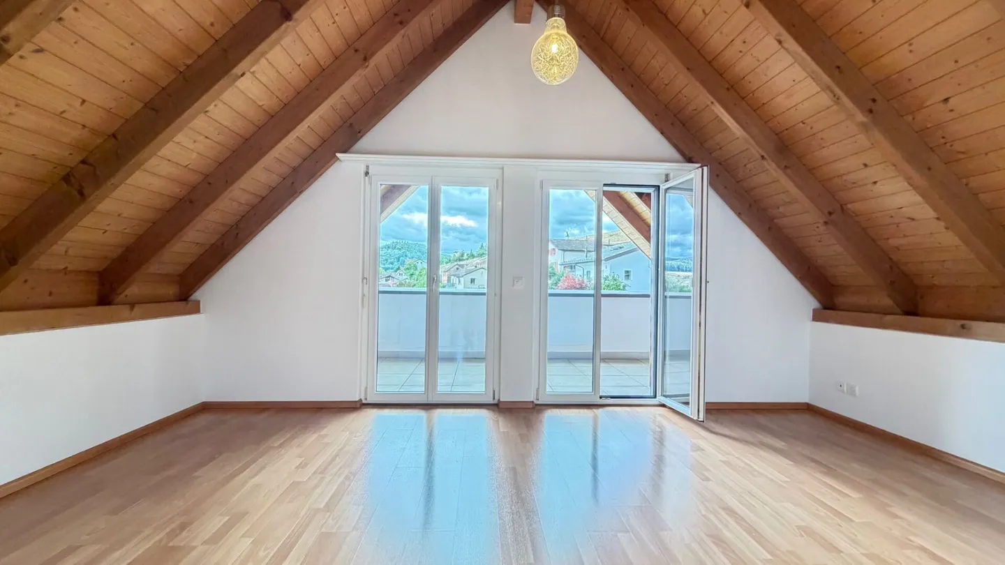 Spacious 5.5-room house with garage, 4 outdoor parking spaces and roof terrace - Photo 12 of 22