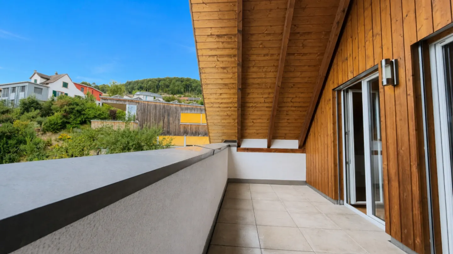 Spacious 5.5-room house with garage, 4 outdoor parking spaces and roof terrace - Photo 16 of 22