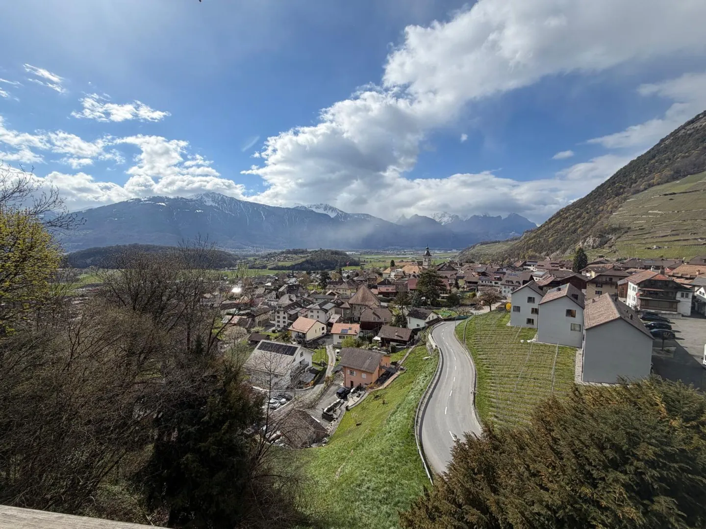 Renovated Apartment with Balcony - Photo 6 of 6