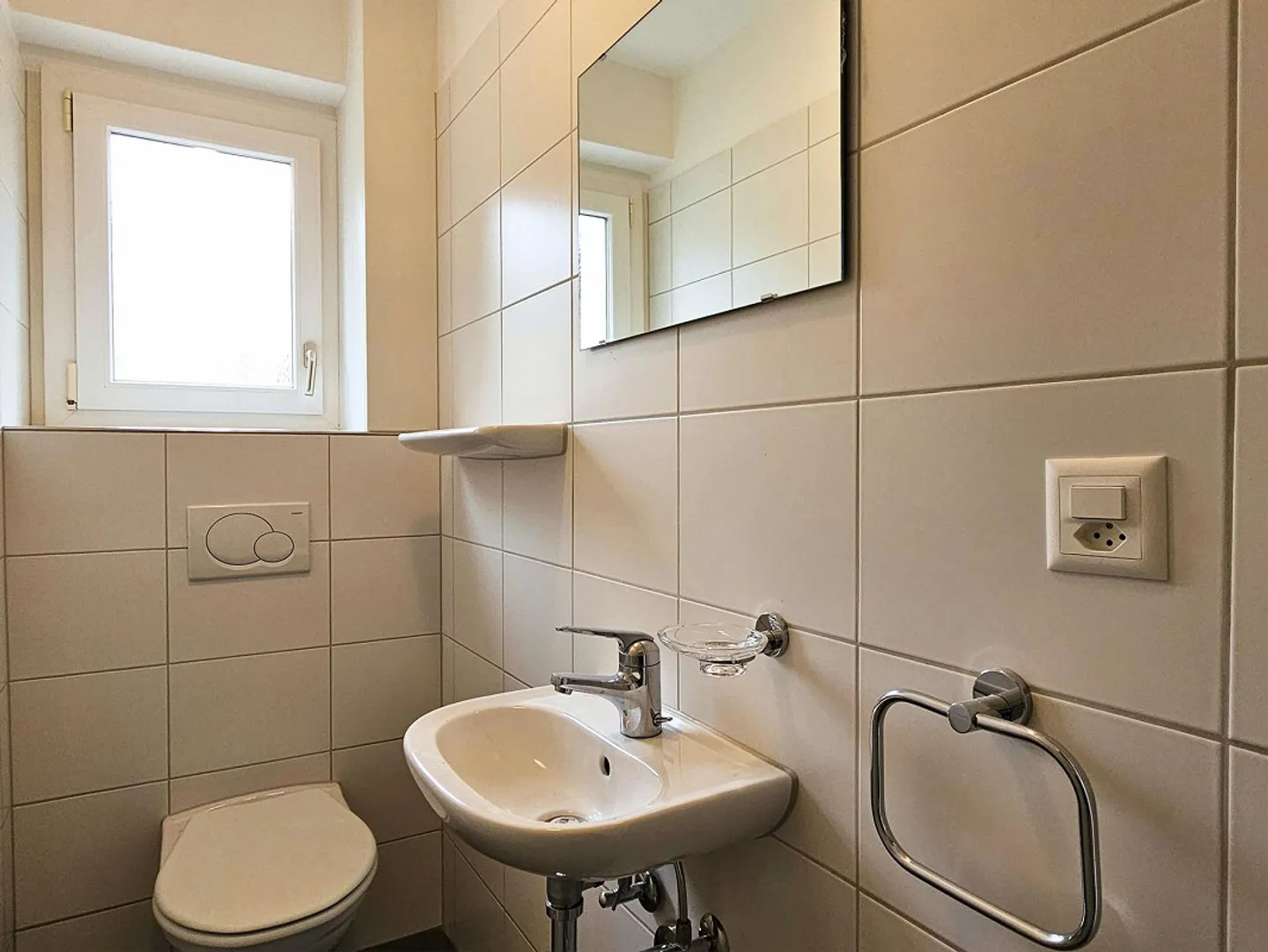 Appartamento 4 locali al piano rialzato con vista sul verde - Foto 10 di 12