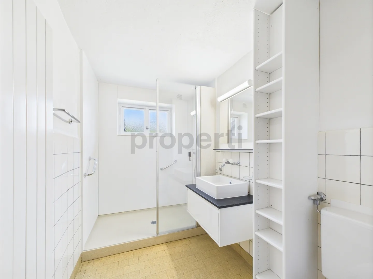 Charmante Wohnung an ruhiger und doch zentraler Lage mit schönem Weitblick - Foto 8 von 13