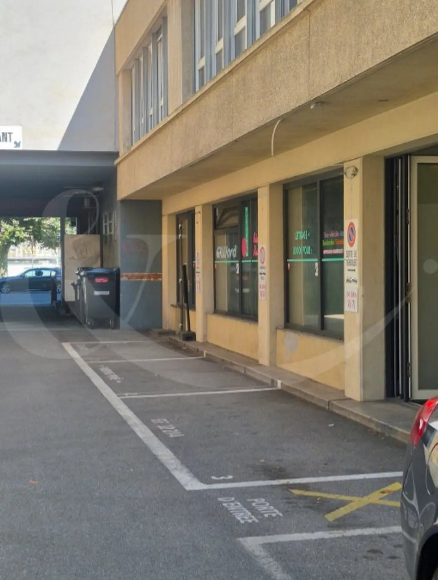 Rue Du-Roveray 12, Gewerbefläche nur wenige Schritte vom See entfernt - Foto 1 von 1