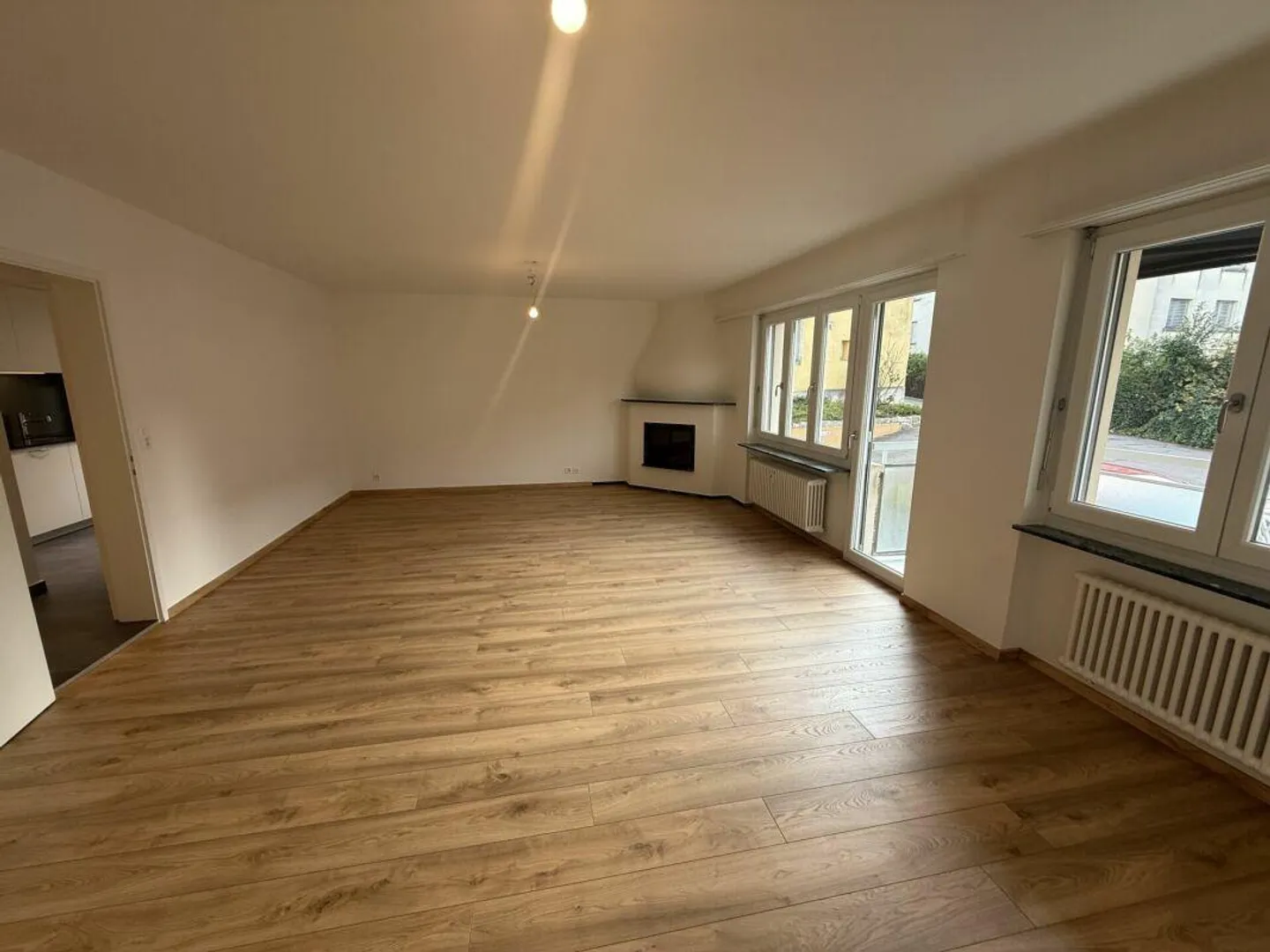 Neu renovierte 3,5-Zimmerwohnung im 1. OG - Foto 2 von 8