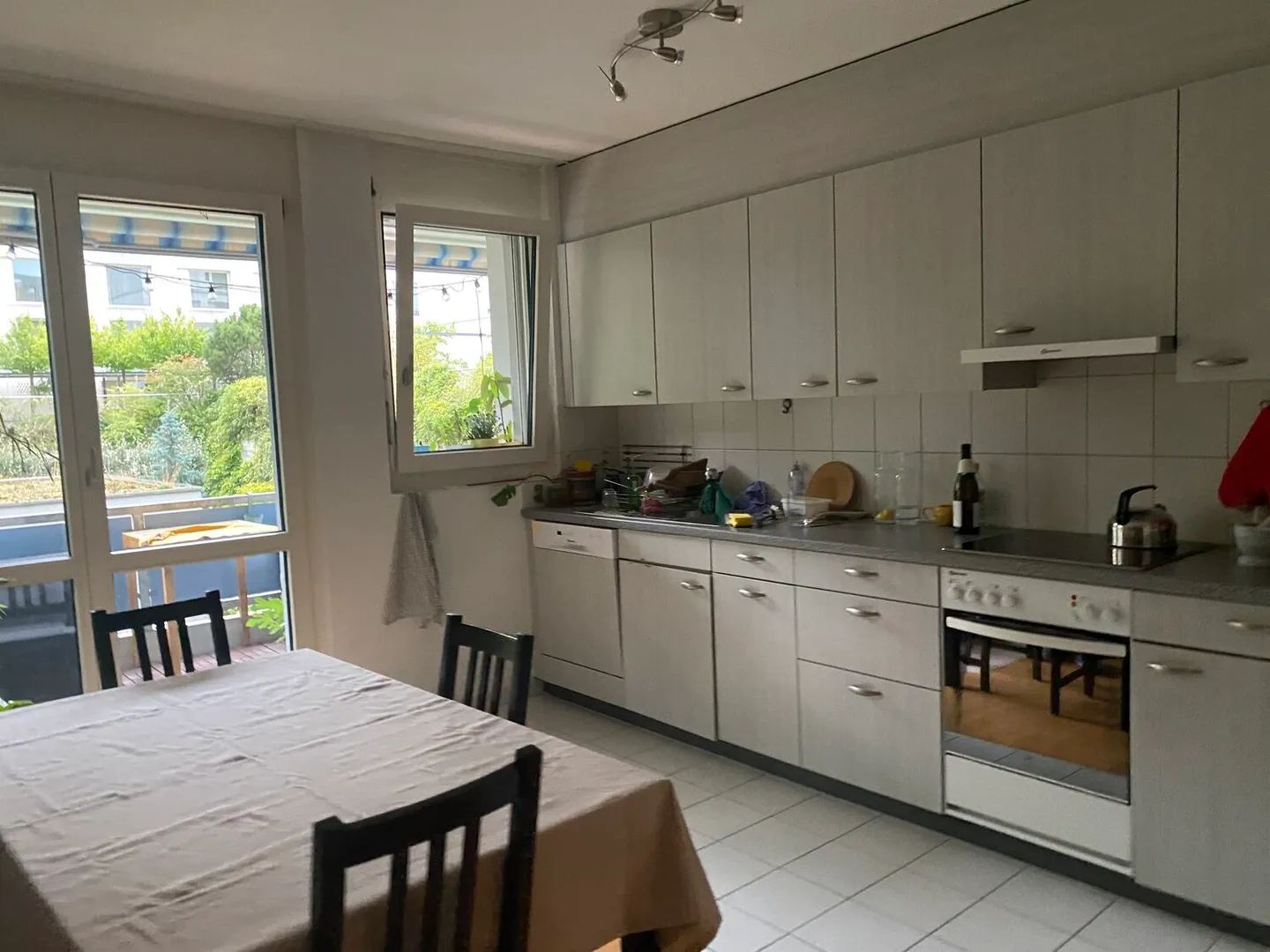 2 ZI-WOHNUNG IN BASEL - ALTSTADT/KLEINBASEL, MÖBLIERT, TEMPORÄR - Foto 1 von 6
