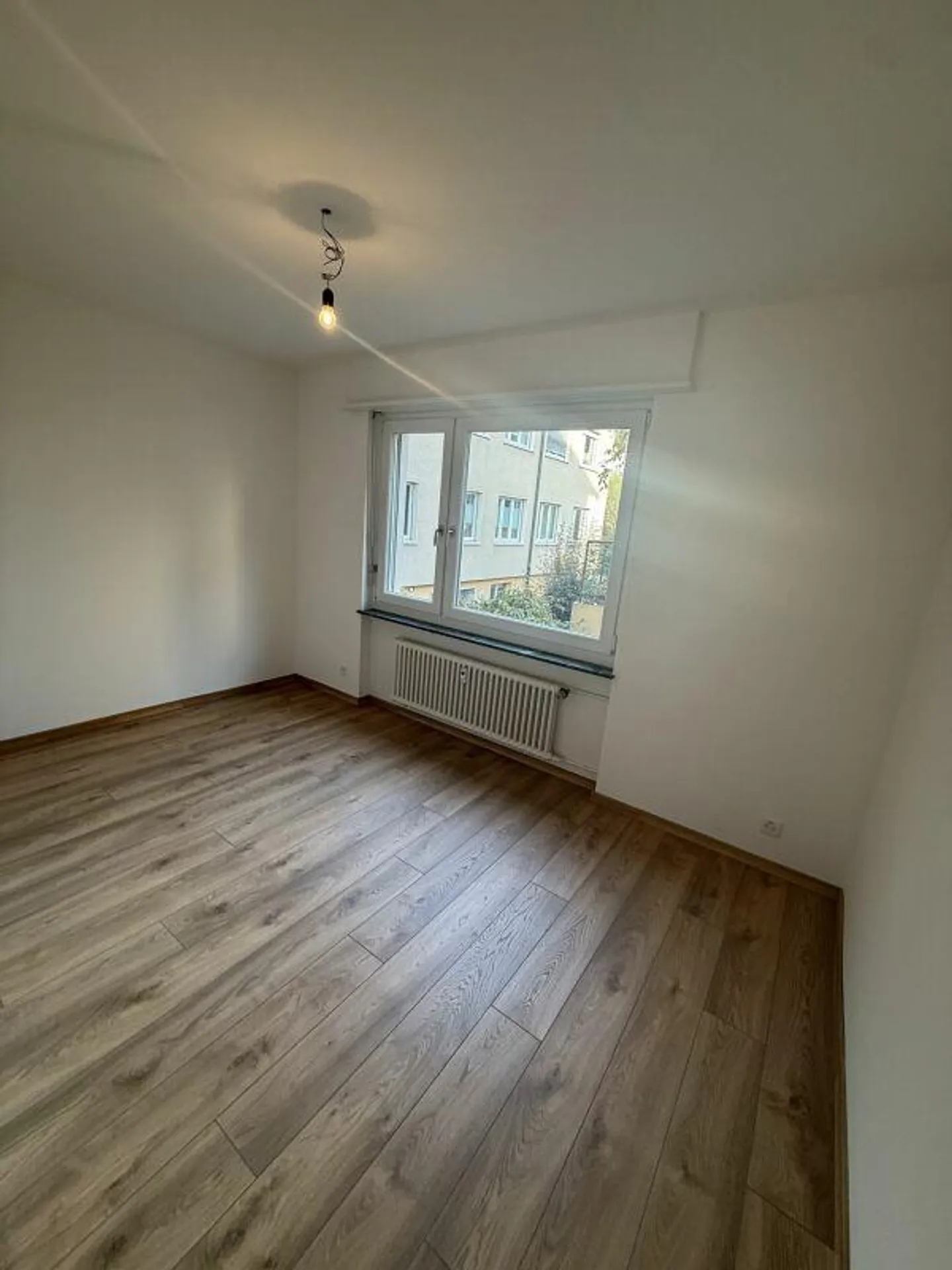 Neu renovierte 3,5-Zimmerwohnung im 1. OG - Foto 7 von 8