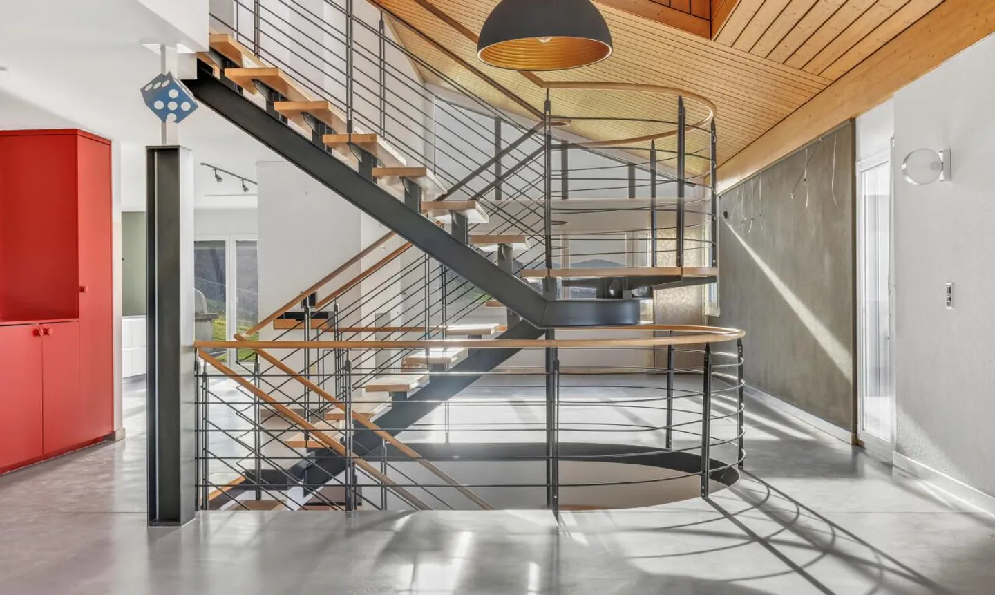 Discreet Luxury in La Roche: Exceptional Villa with Panoramic View - Photo 8 of 11
