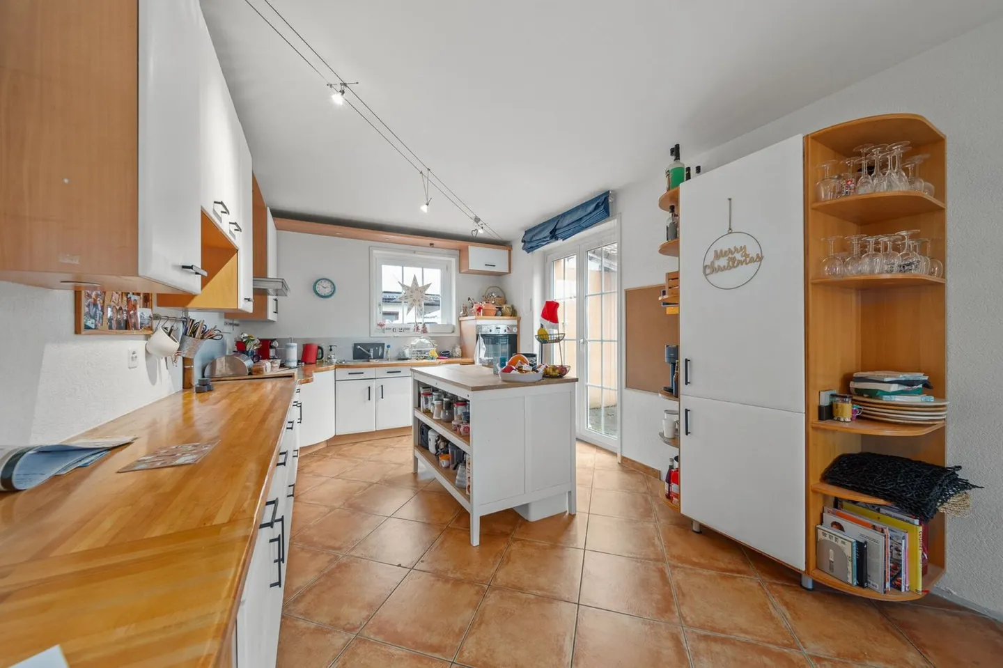 Großzügige und schöne Villa in gutem Zustand mit einer begehrten Lage - Foto 5 von 14