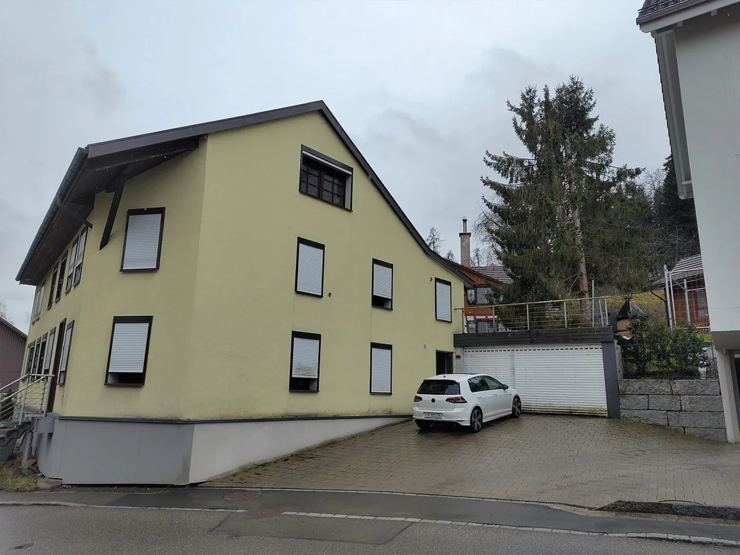 A House, Many Options, Expandable to Multi-Family House - Photo 5 of 30