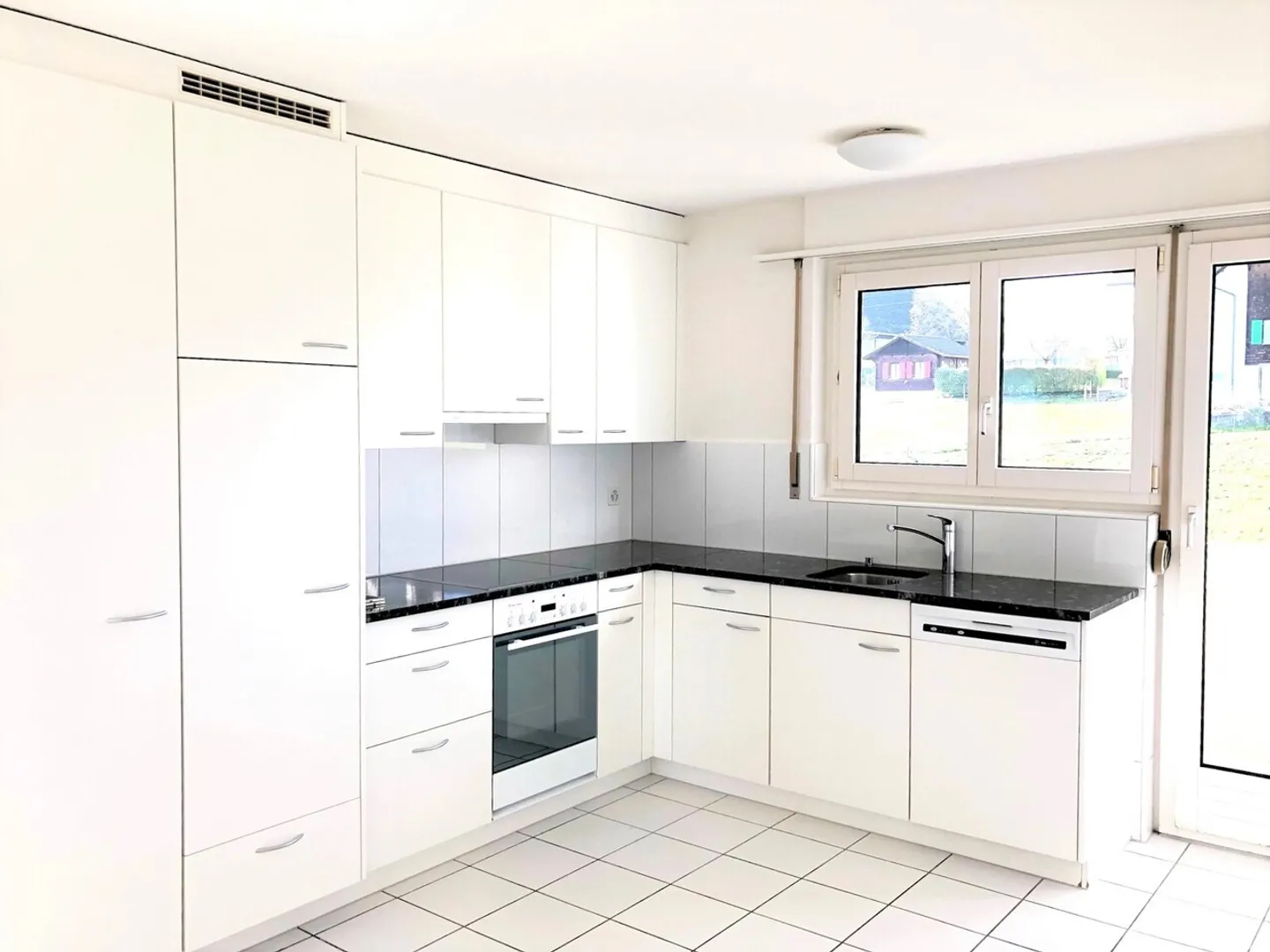 Appartement en attique de 4,5 pièces avec vue - Photo 1 sur 7