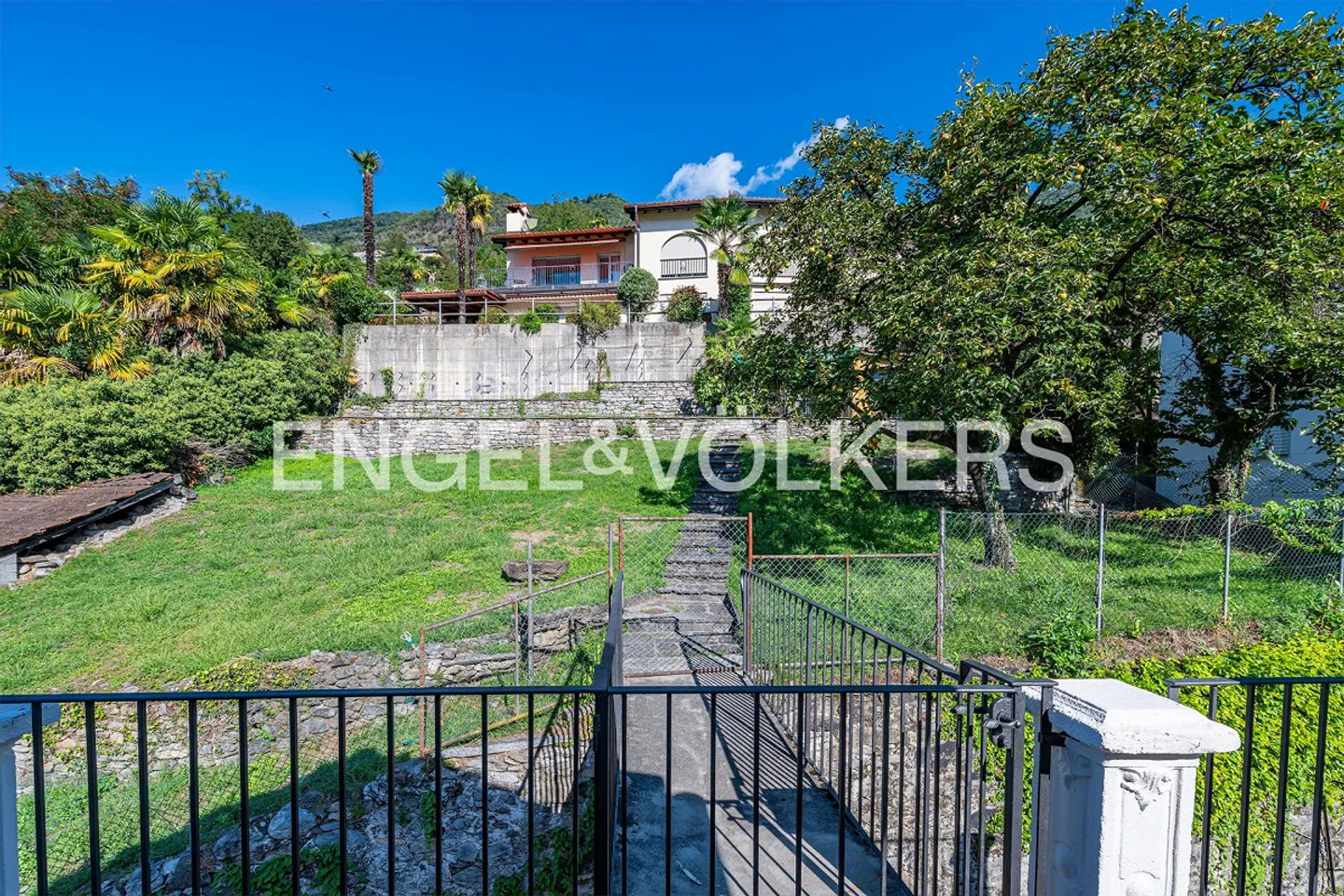 Elegant turn-of-the-century villa in Muralto (40) - Photo 13 of 13