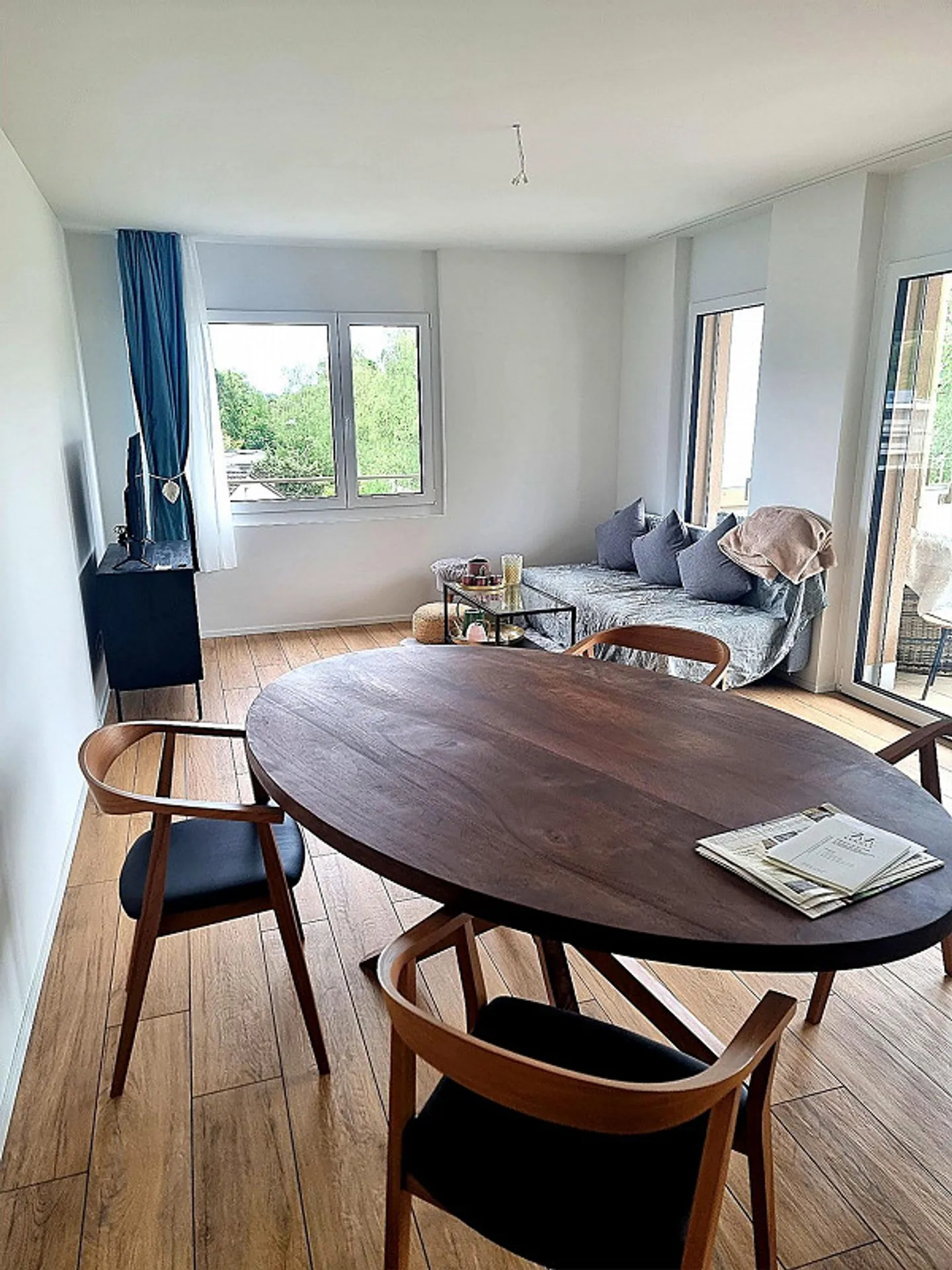 Sublet: Bright Attic Apartment with Huge Balcony - Photo 1 of 10