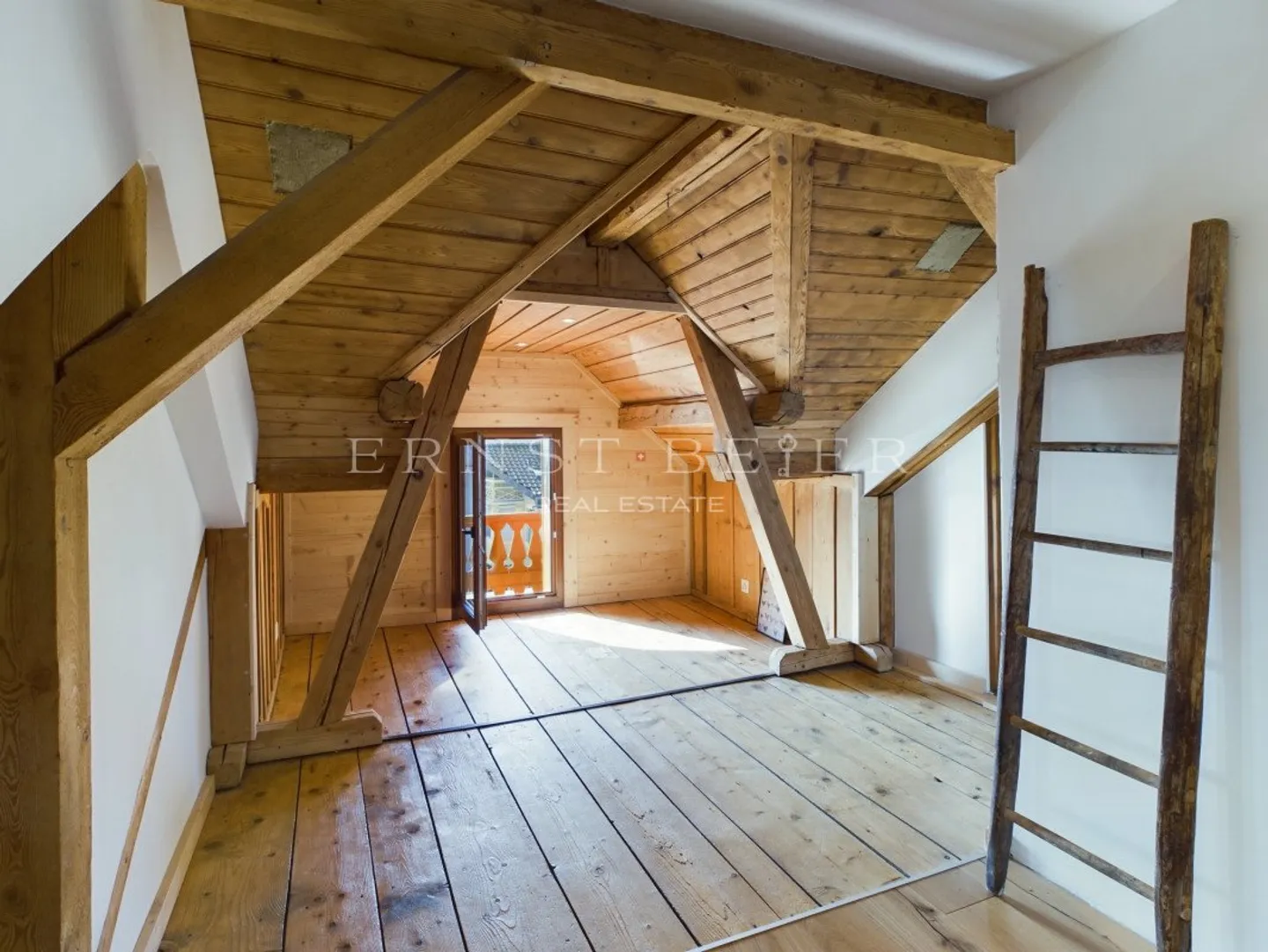 Schönes, vollständig renoviertes Herrenhaus - 2 Wohnungen - Foto 11 von 13