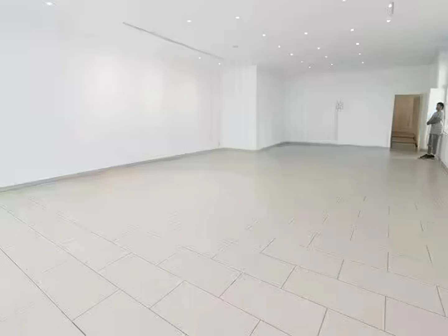 Anpassbarer Gewerberaum - Foto 3 von 3