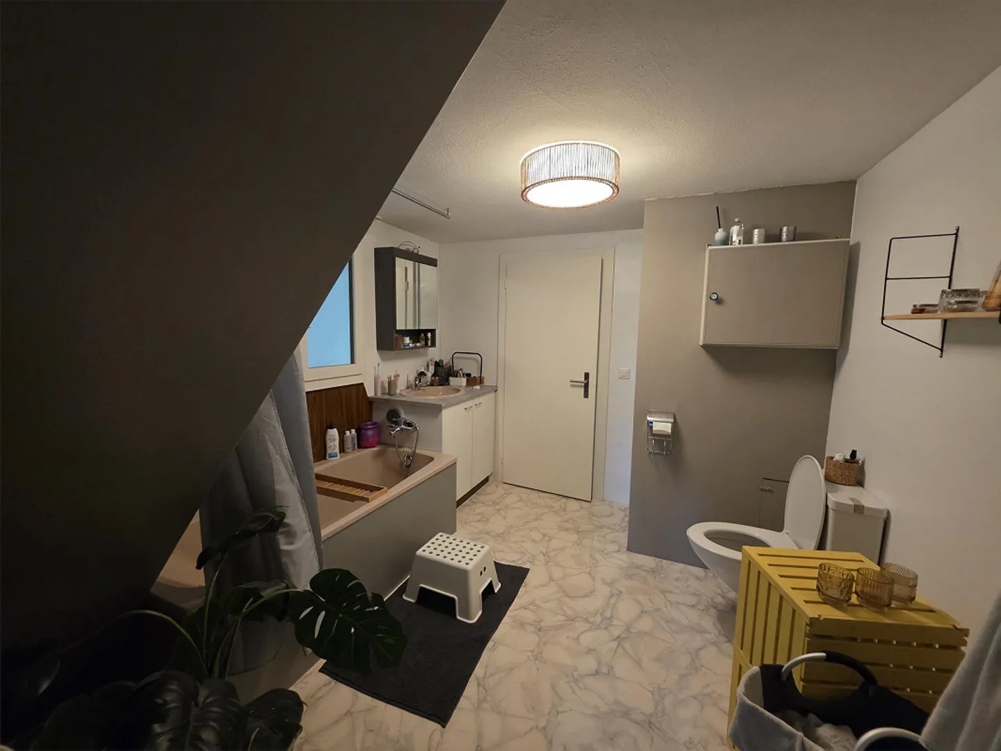 Apartment - Photo 4 of 12