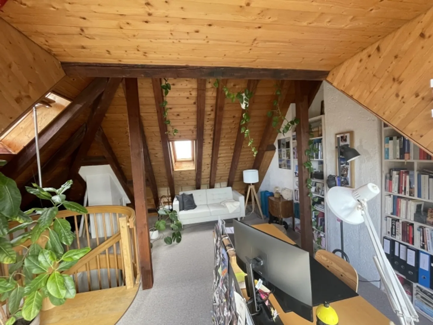 APPARTAMENTO MAISONETTE DI 3 CAMERE A ZURIGO - DISTRETTO 11 OERLIKON, ARREDATO, TEMPORANEO - Foto 3 di 10