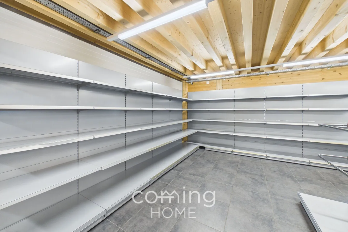 Espace commercial en excellent état pour un showroom, un entrepôt ou d'autres usages commerciaux à Niederbipp - Photo 13 sur 15