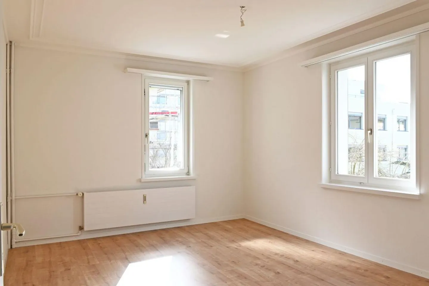 4.0 room apartment with charm in a central location - Photo 3 of 10