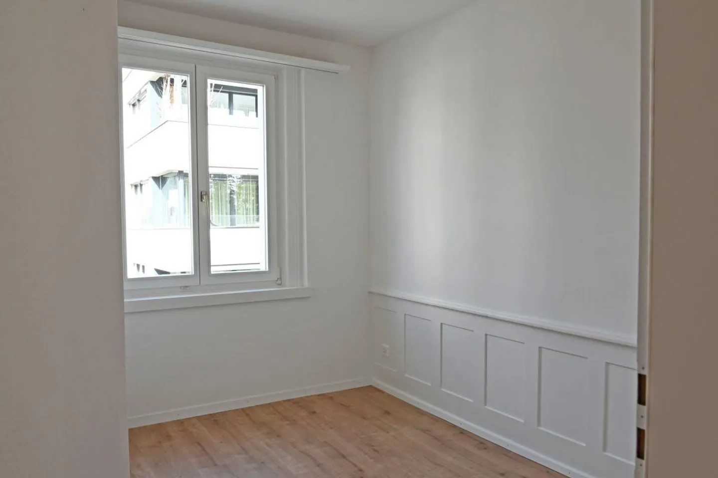 4.0 room apartment with charm in a central location - Photo 5 of 10