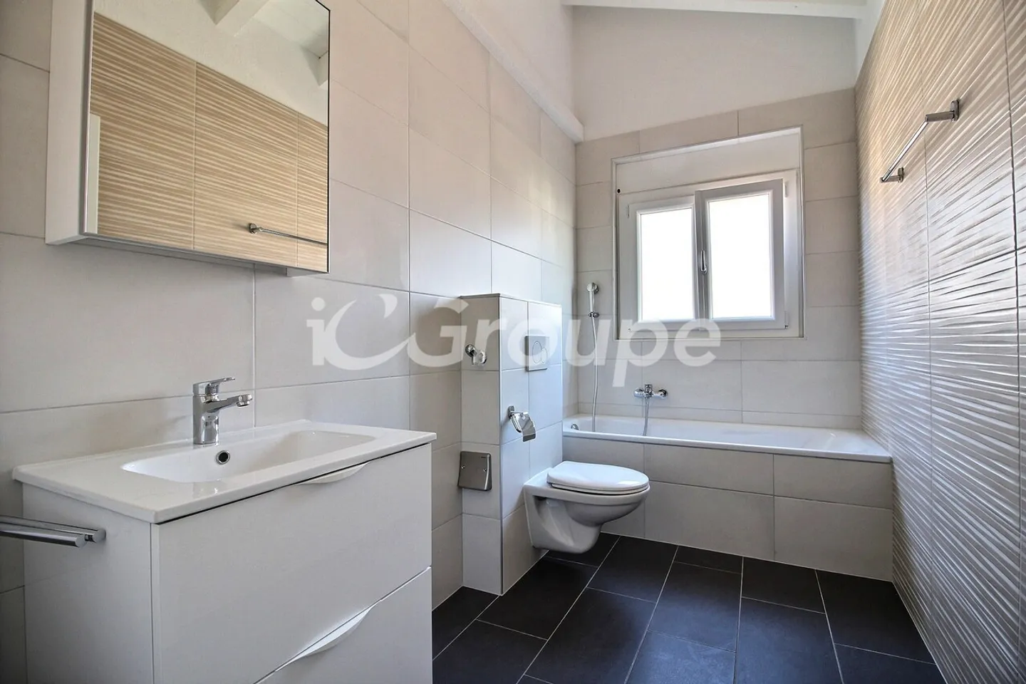 Appartamento di 4,5 locali all'ultimo piano con una vista magnifica - Foto 8 di 10