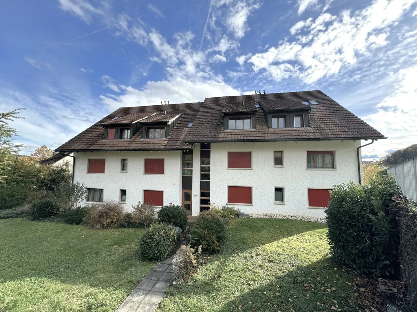 Maisonette rénovée avec terrasse - Photo 2 sur 21