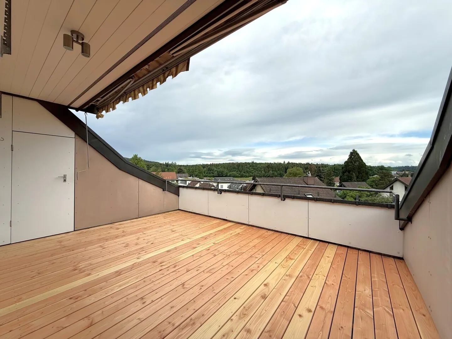 Maisonette rénovée avec terrasse - Photo 5 sur 21