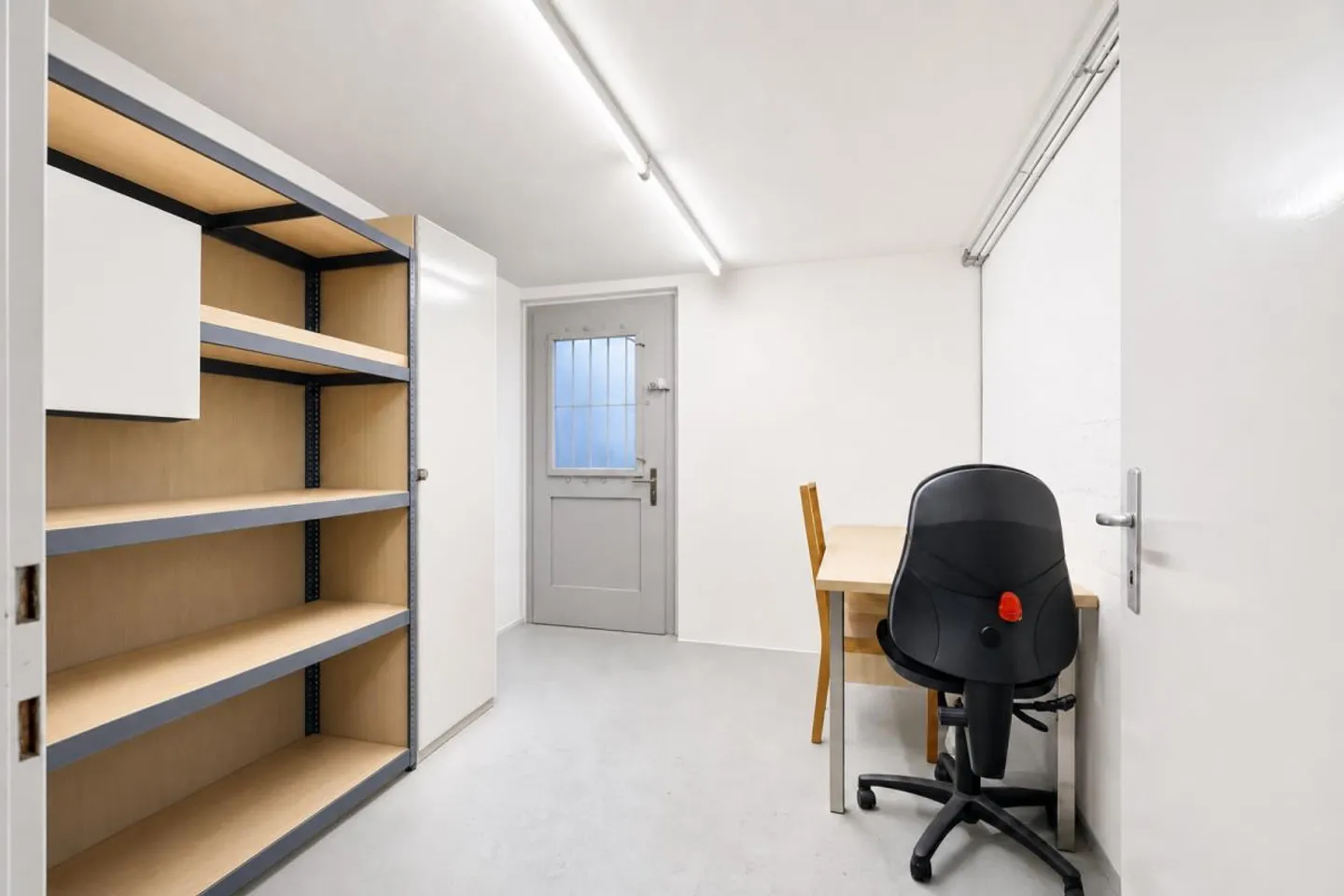 Attraente casa unifamiliare di 4,5 locali con garage, balcone e giardino a Reinach - Foto 19 di 30