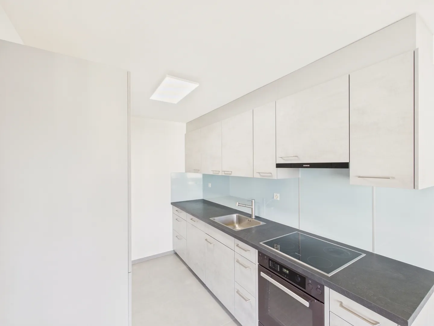 Charming 3.5-room apartment with balcony in Augst, Canton BL - First occupancy after renovation - Photo 4 of 10