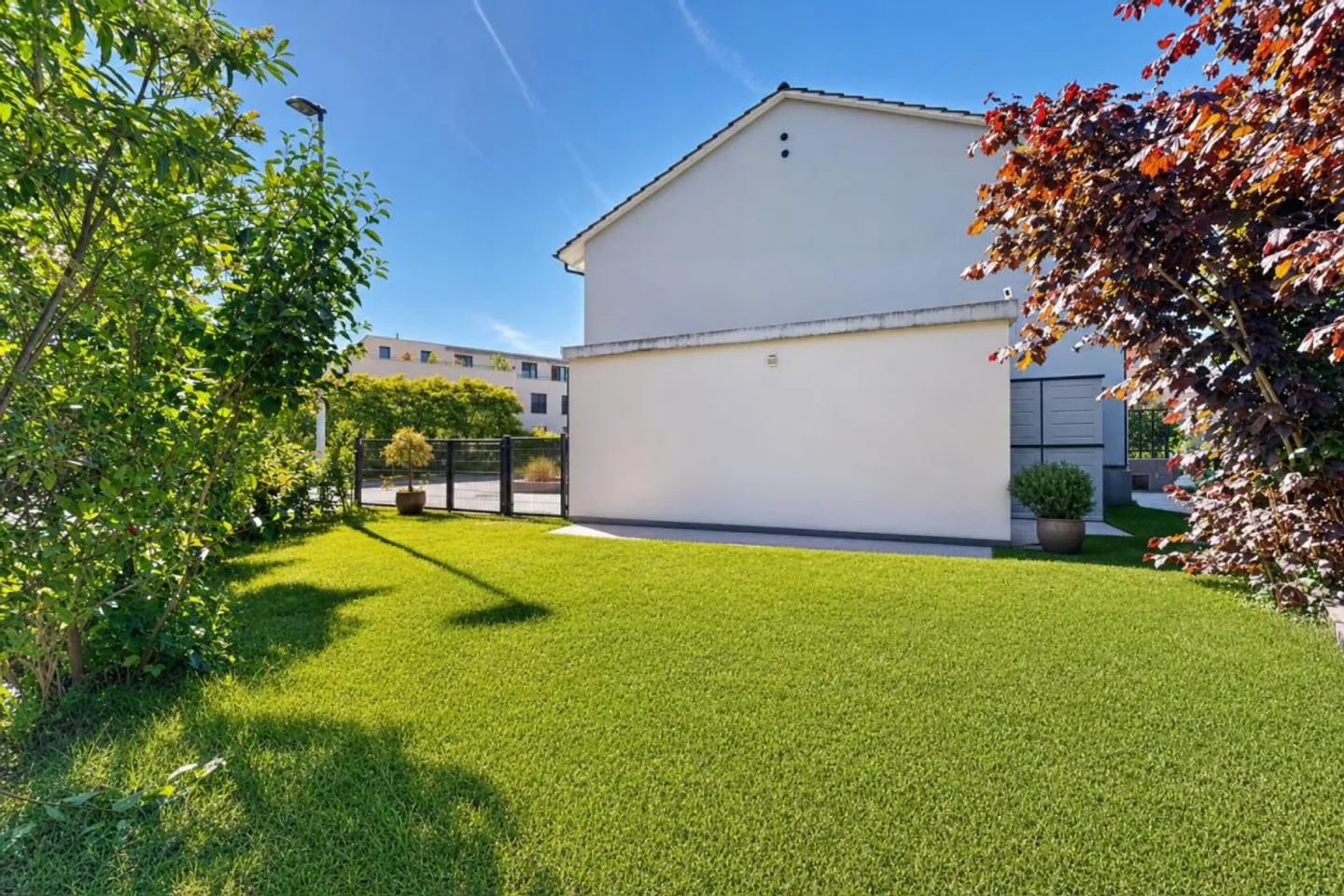 Attraente casa unifamiliare di 4,5 locali con garage, balcone e giardino a Reinach - Foto 30 di 30