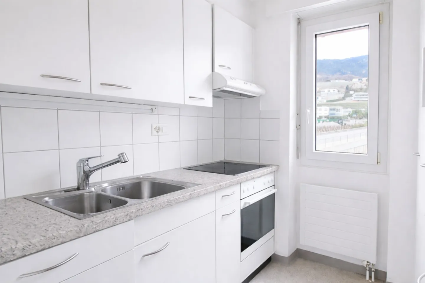 Studio Charmant avec Balcon - Photo 3 sur 6