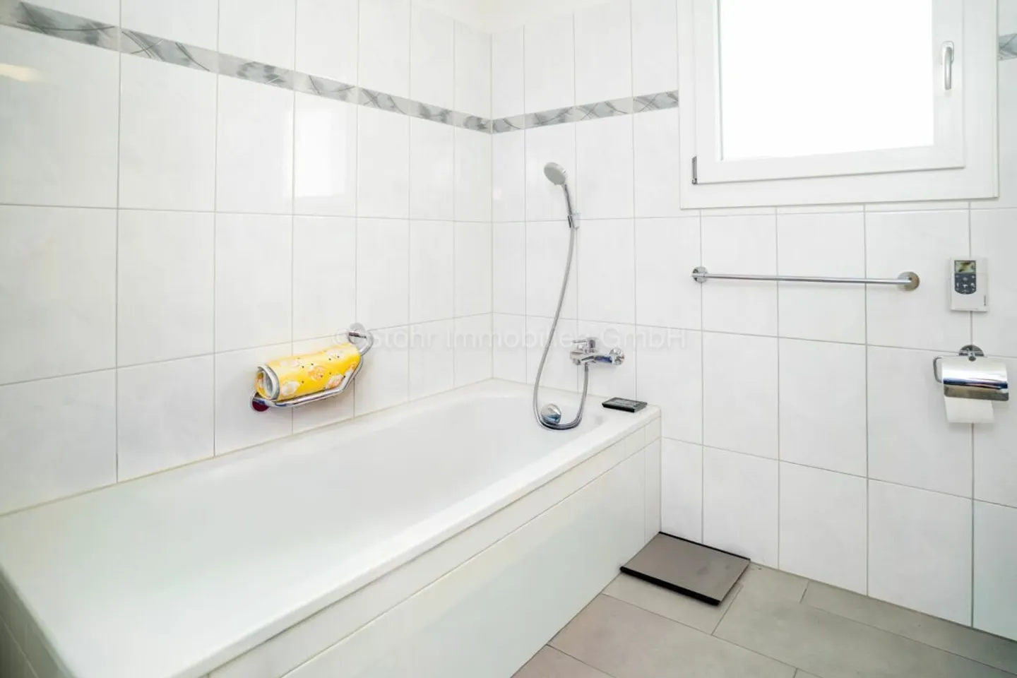 Appartement confortable de 4,5 pièces avec balcon spacieux et ensoleillé - Photo 10 sur 19