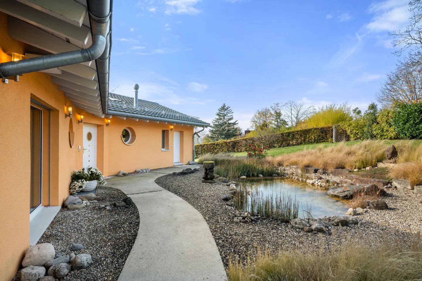 Exceptionnelle propriété pied dans l'eau, entre Nyon et Lausanne - Photo 6 sur 24