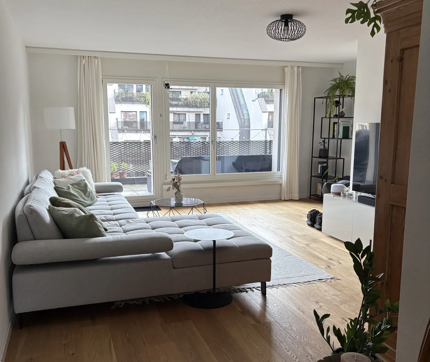 Apartment for rent - Photo 1 of 4