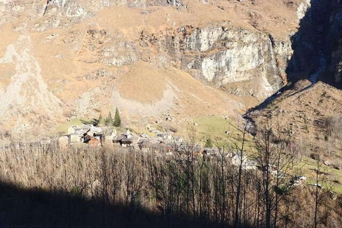 rustico di 3 locali molto tranquilla, soleggiata con bella vista - Foto 13 di 13