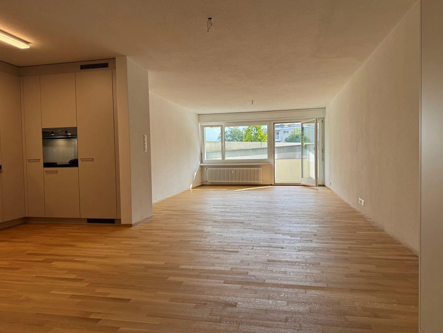 Appartement fraîchement rénové dans un emplacement recherché à Lucerne - Photo 4 sur 12