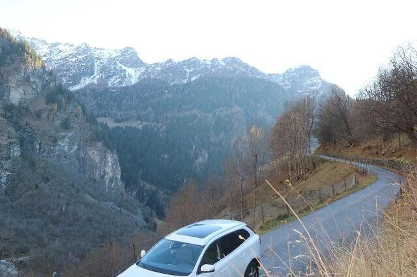 rustico di 3 locali molto tranquilla, soleggiata con bella vista - Foto 11 di 13