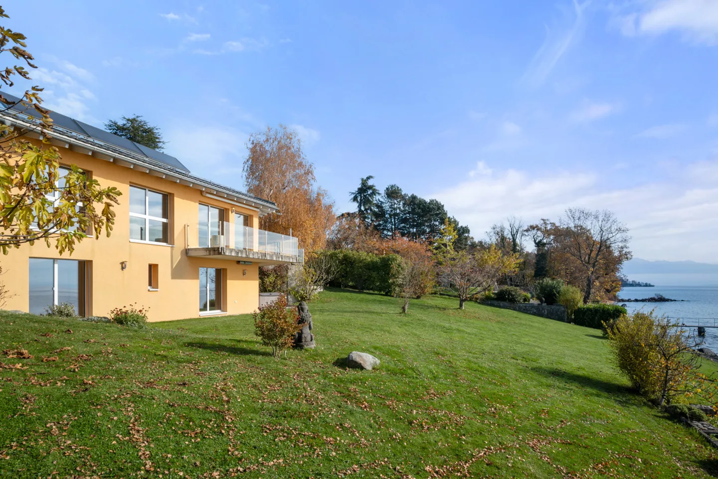 Exceptionnelle propriété pied dans l'eau, entre Nyon et Lausanne - Photo 24 sur 24