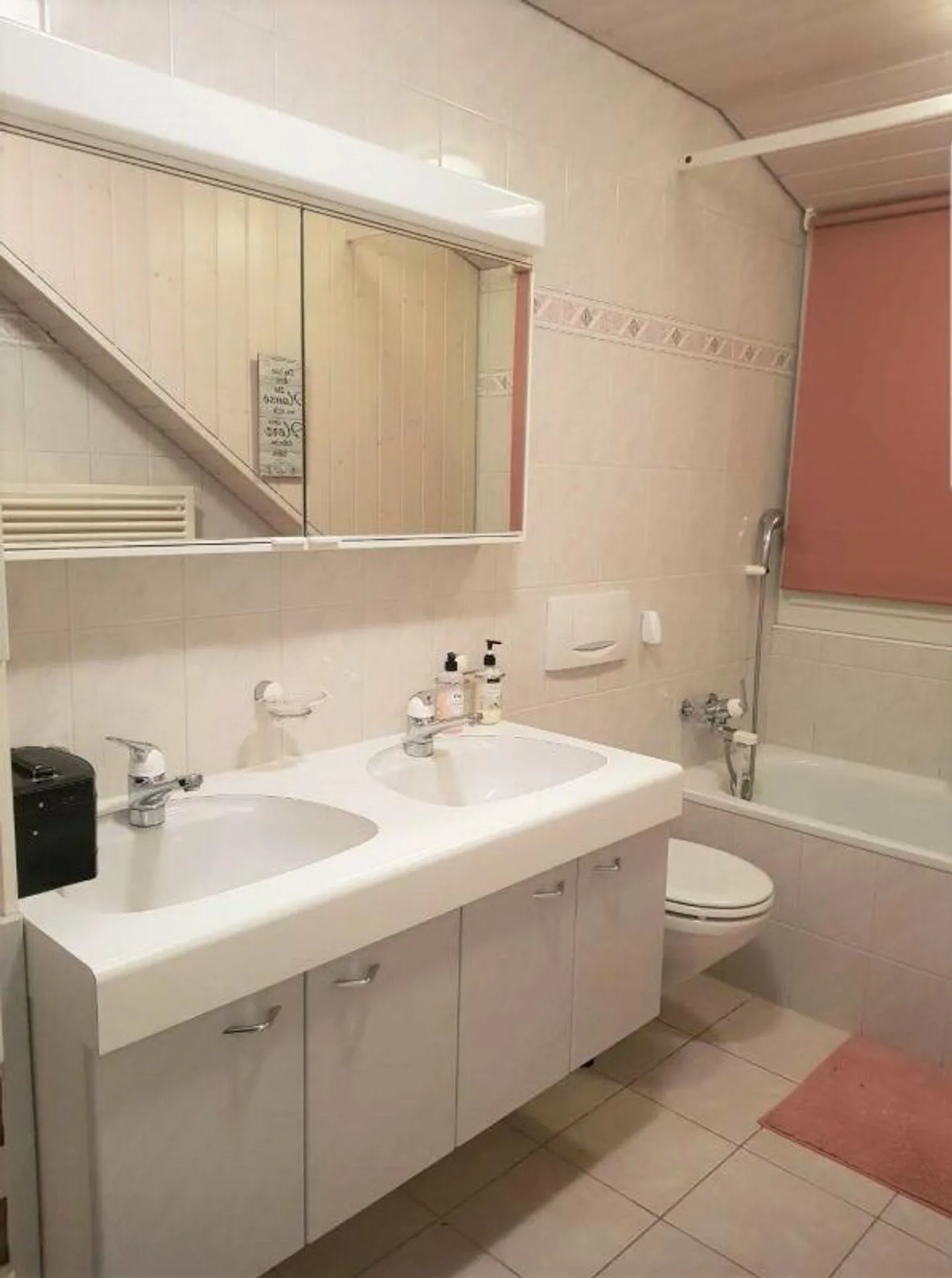 Modern apartment in a quiet location - Photo 4 of 6