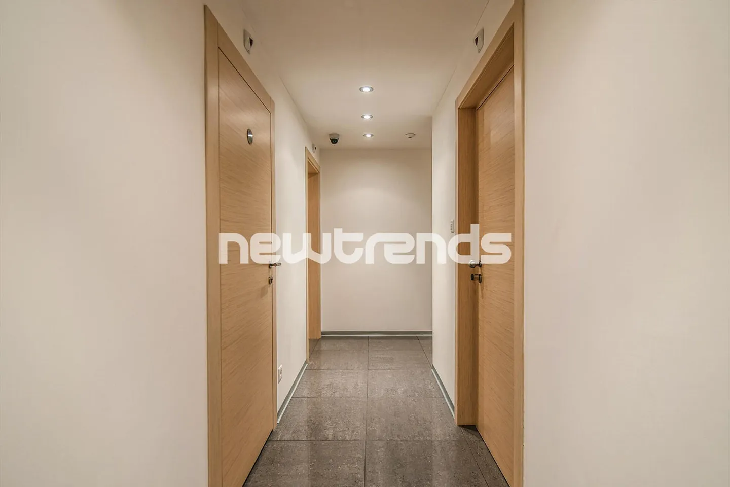 Ufficio moderno ad Agno - Foto 2 di 6