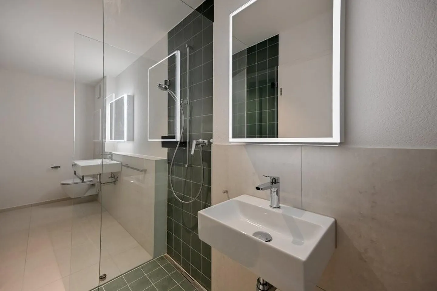 Vivre avec vue sur le paysage montagneux - Photo 4 sur 8