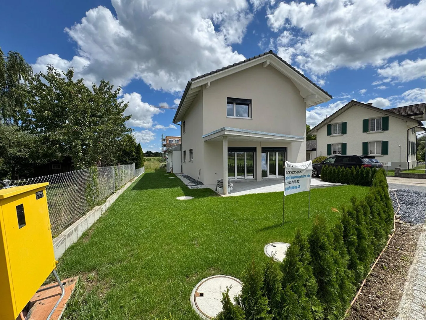Modern 5.5-Room Single-Family House in Müllheim - New Construction 2025 - Photo 2 of 21