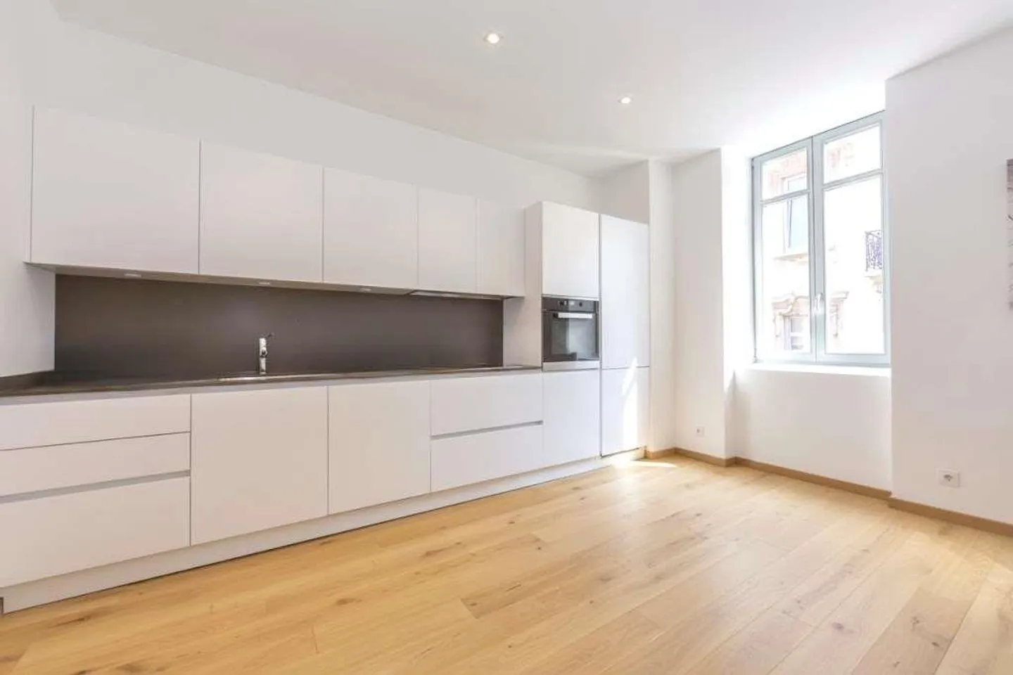 Spettacolare appartamento in centro Lugano - Foto 2 di 7