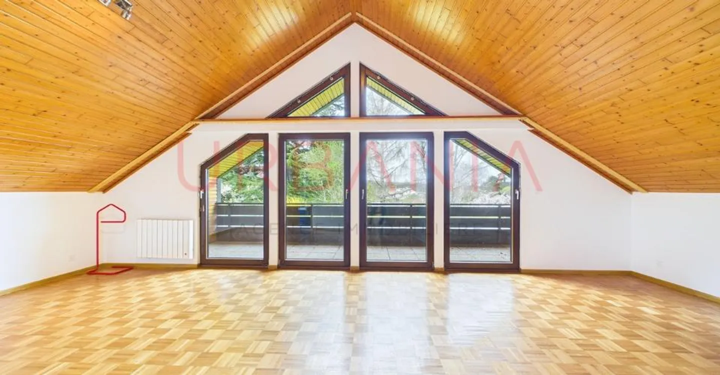Wunderschönes Einfamilienhaus in Genthod mit Garten und zwei Garagen - Foto 5 von 10